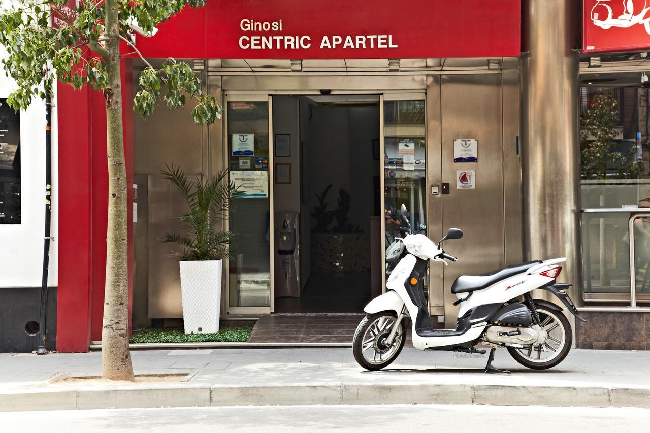 Ginosi Basics Centric Apartel カステルデフェルス エクステリア 写真